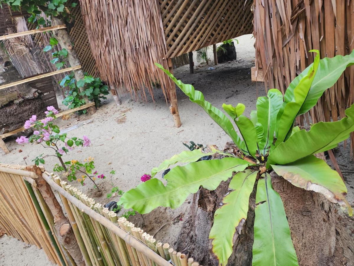 Bice Camp Bucana Beach El Nido Bagian luar foto