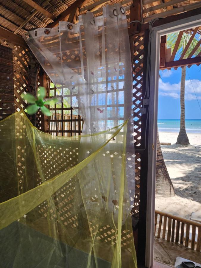 Bice Camp Bucana Beach El Nido Bagian luar foto